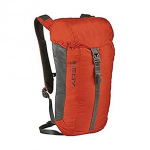 Kelty Basin 15L Backpack in Lava/Raven color with padded shoulder straps, top lid pocket, and daisy chain for gear attachment – Perfect for hiking, biking, and daily use. 