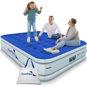 Easy Inflate Queen Air Mattress with Built-in Pump for Home & Travel 🛏️✈️