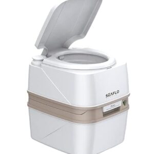 SEAFLO 4.8 Gallon Portable Travel Toilet – Compact and Durable with High-Powered Flush and Easy Cleaning Features for Camping and RV Use
